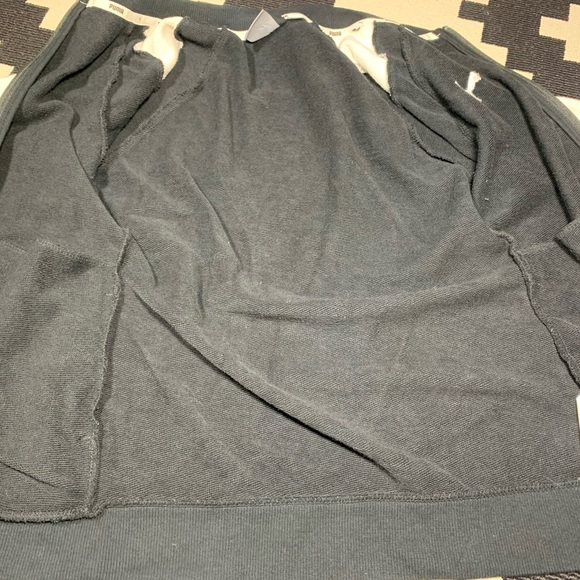 PUMA, zip up sweatshirt! - Picture 6 of 10